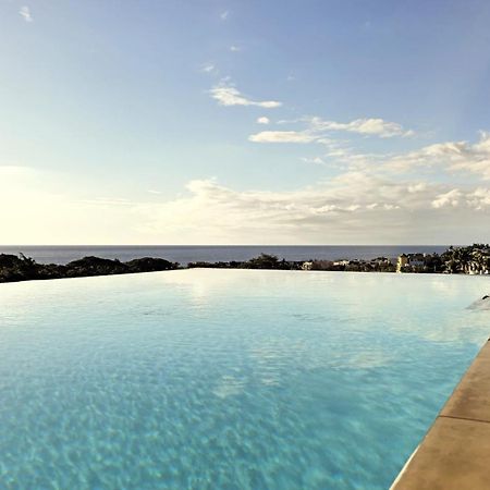 Luxury Penthouse With Infinity Pool & Stunning Sea View Apartman Flic-en-Flacq Kültér fotó